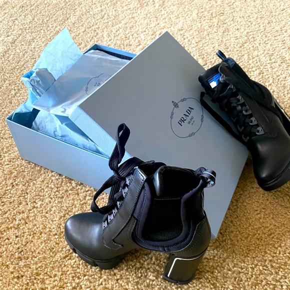 Beautiful black Parada booties! Special to feel fashion this Winter - Picture 1 of 8